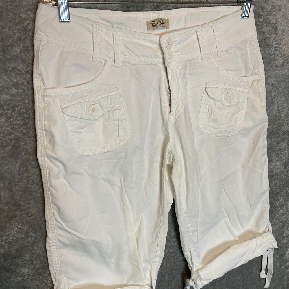 BeBop Women 11 Y2K White Cargo Capri Gorpcore Granola Utility Streetwear White